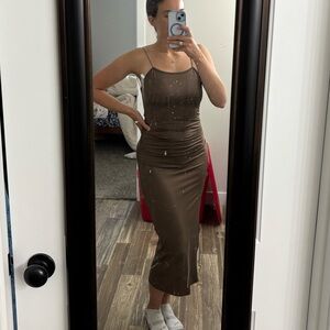 FREE WITH BUNDLE Brown Fitted Midi Dress Size M (?)